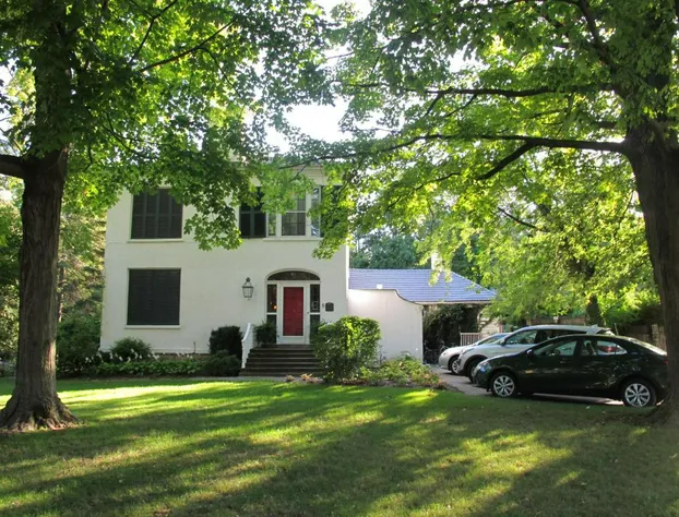 Historic Lyons House hotel detail image 2