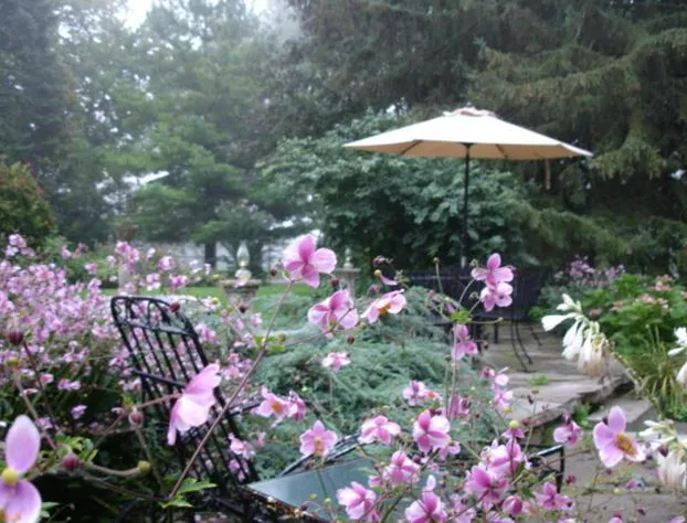 Historic Lyons House hotel detail image 4