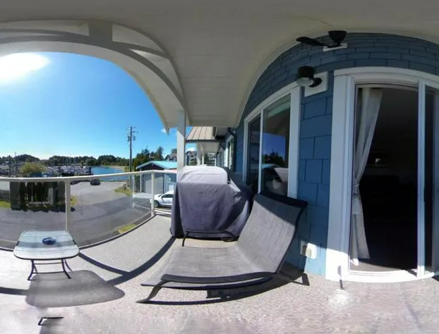 The Bayshore Waterfront Inn hotel detail image 1