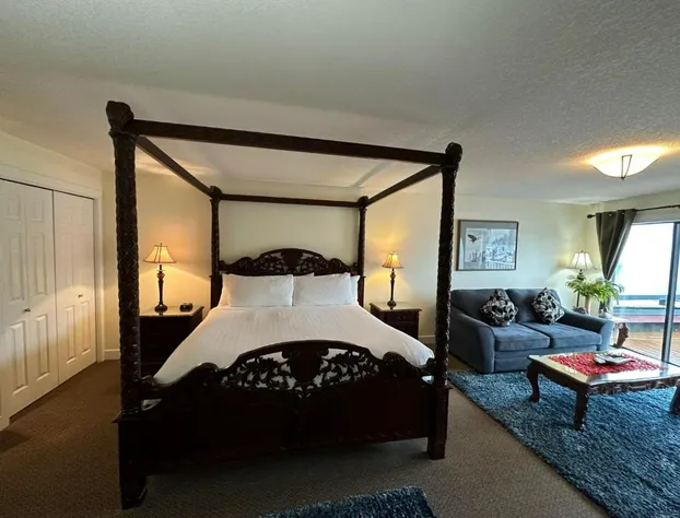 The Bayshore Waterfront Inn hotel detail image 4