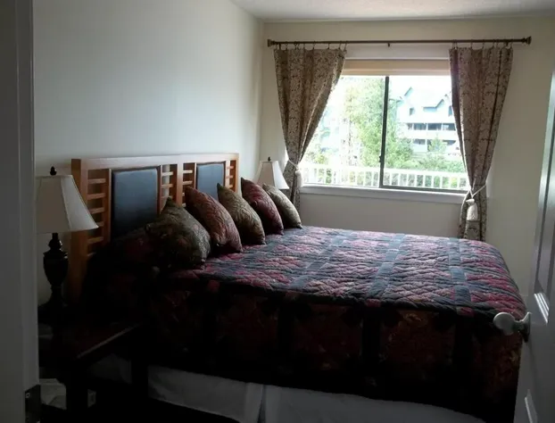 The Bayshore Waterfront Inn hotel detail image 4