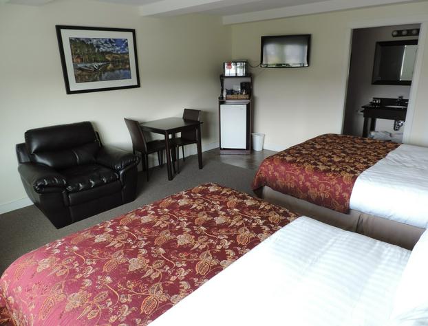The Bayshore Waterfront Inn hotel detail image 4