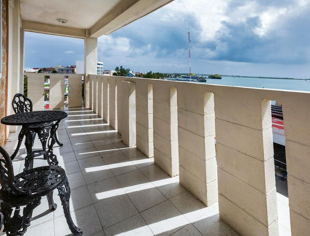 D Gomar hotel detail image 2