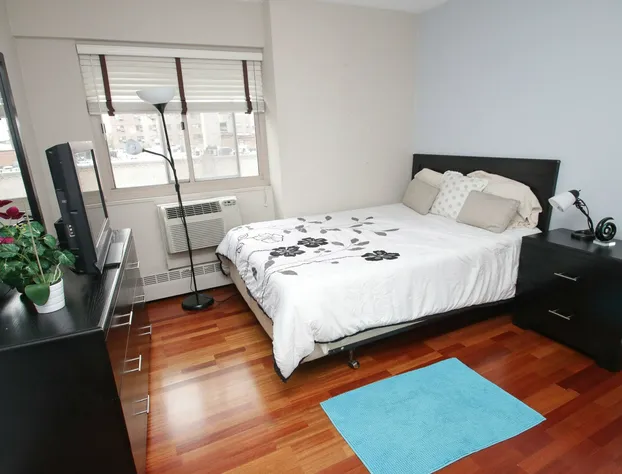 Renaissance Properties - 21 & Chestnut hotel detail image 1