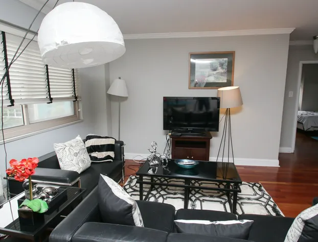 Renaissance Properties - 21 & Chestnut hotel detail image 3