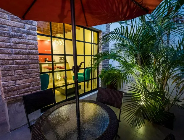 Marialicia Suites hotel detail image 2