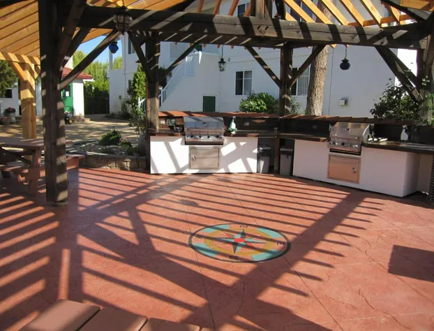 Sandy Beach Suites hotel detail image 3