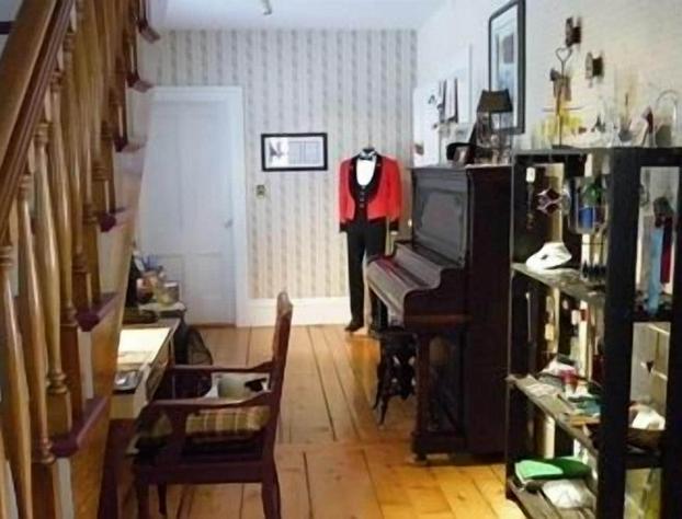 The Colonel's In B&B hotel detail image 4