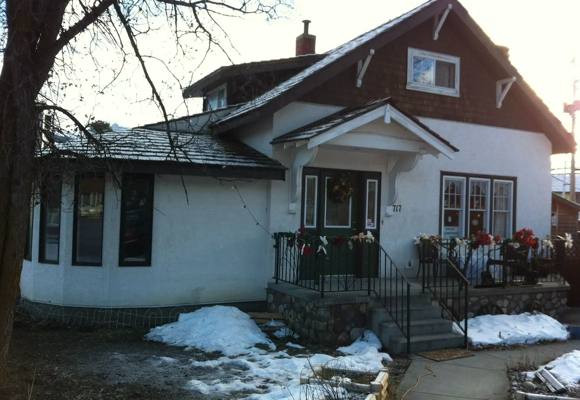 Calla's Palace hotel hero