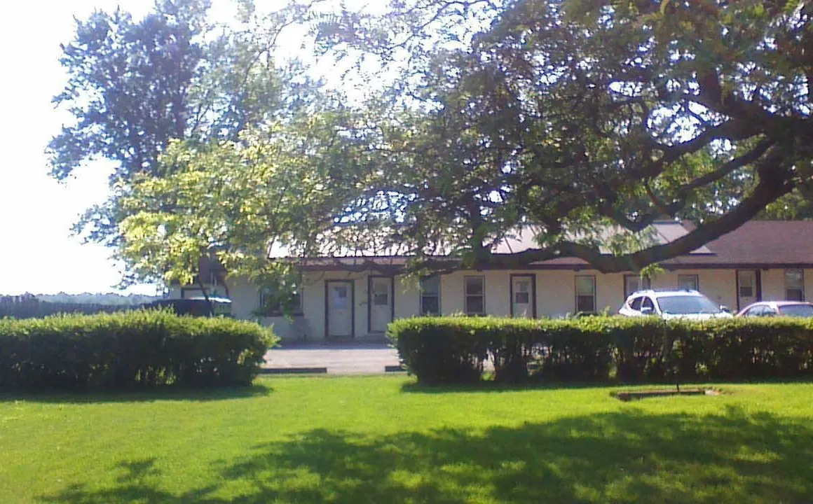 Riverside Park Motel and Campground hotel hero