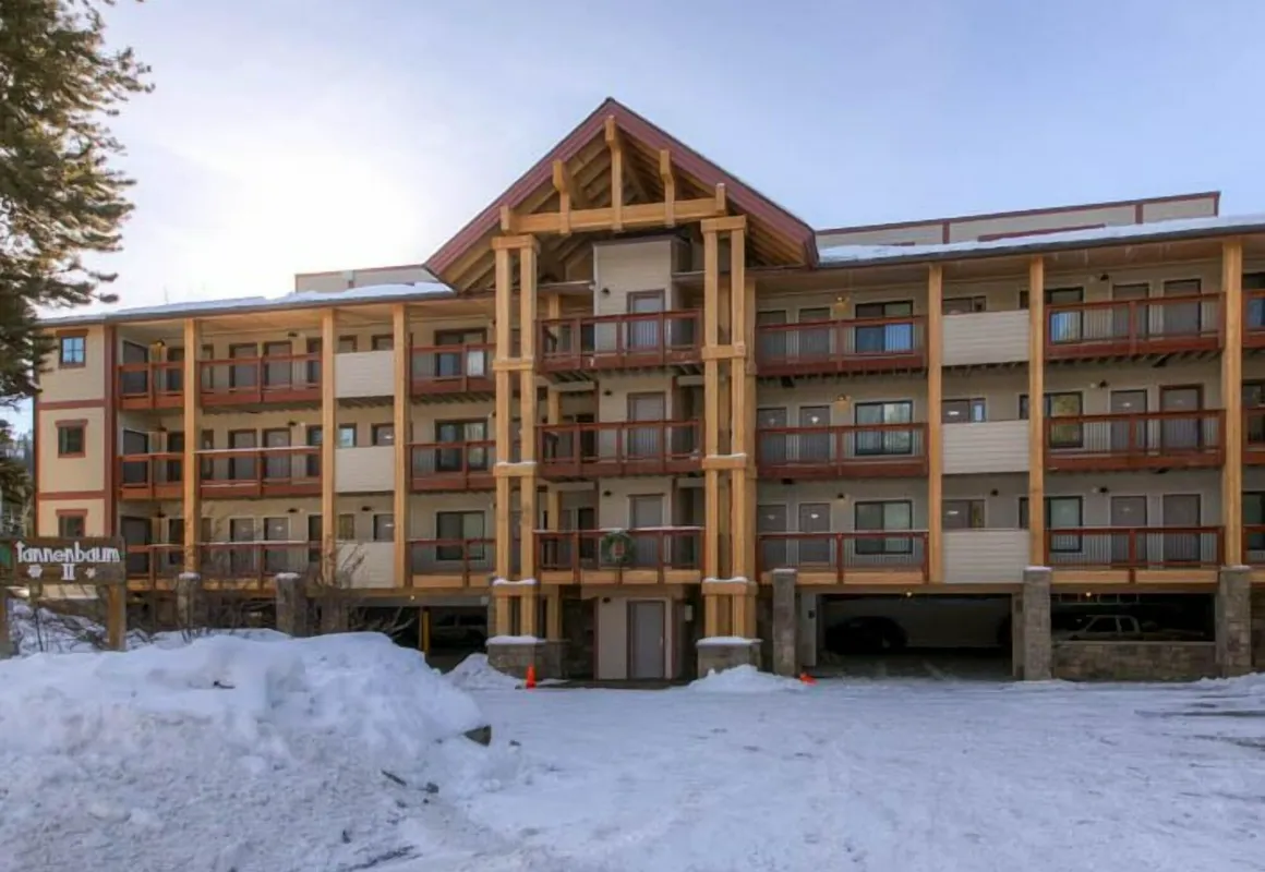 Tannenbaum Condominiums by Ski Country Resorts hotel hero