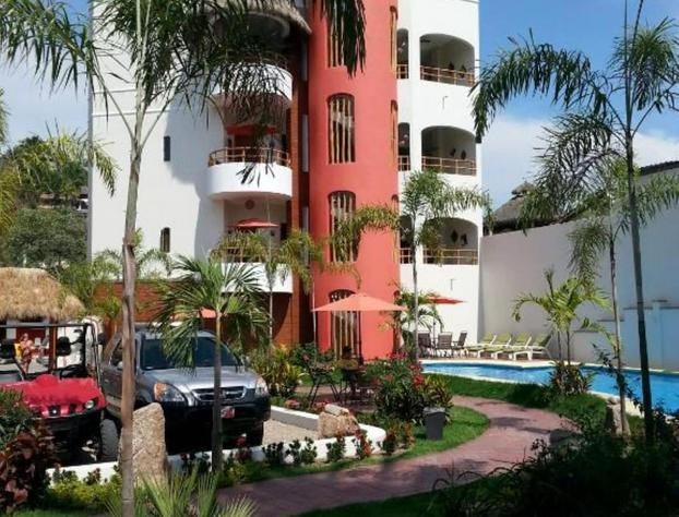 Hotel y Suites Los Encantos hotel detail image 1