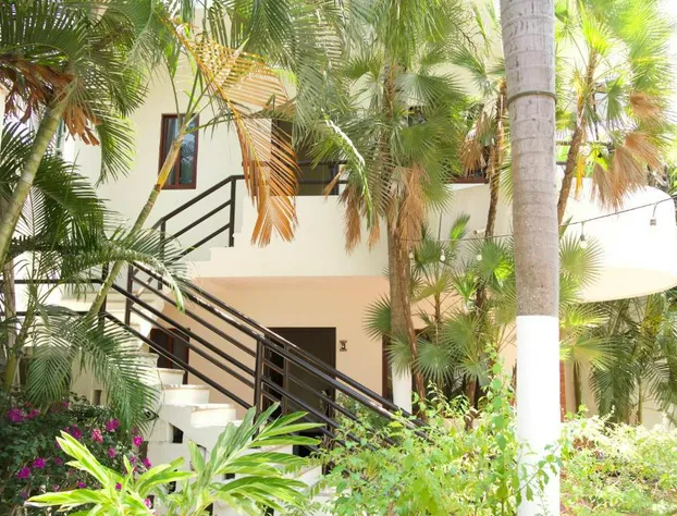 Hotel y Suites Los Encantos hotel detail image 4