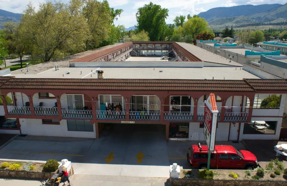 Spanish Villa Resort hotel hero