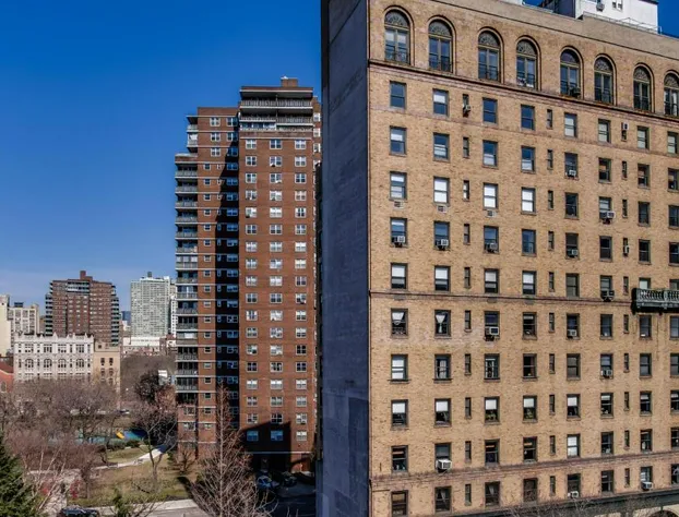 The Leo House hotel detail image 2