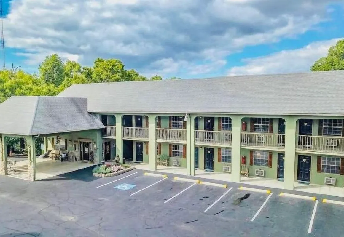 The Lodge hotel hero