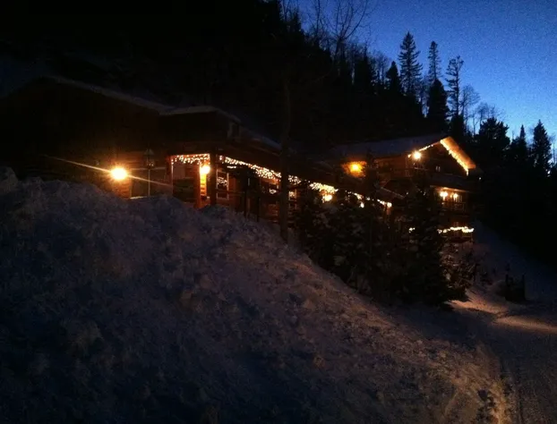 Snow Bear Inn hotel detail image 1