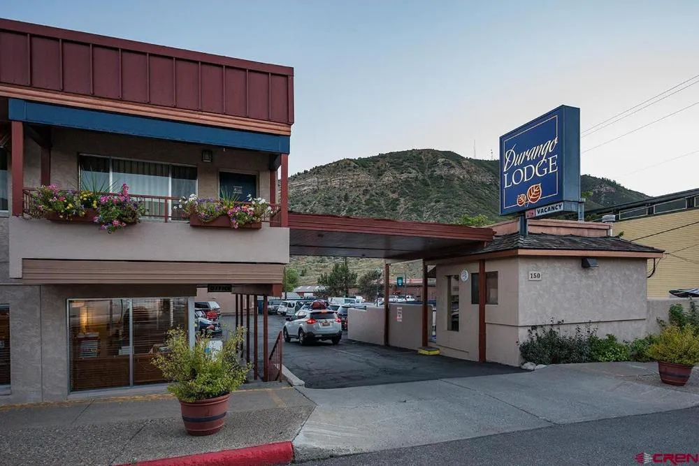Durango Lodge hotel hero