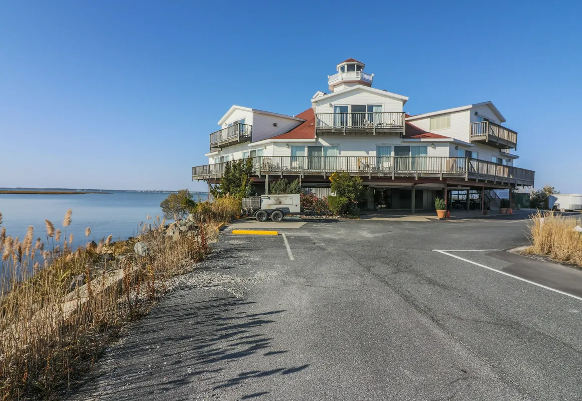 Lighthouse Club Hotel hotel hero