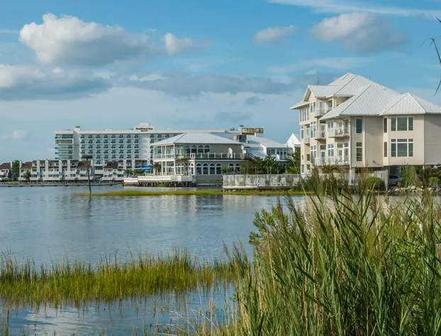 Lighthouse Club Hotel hotel detail image 1