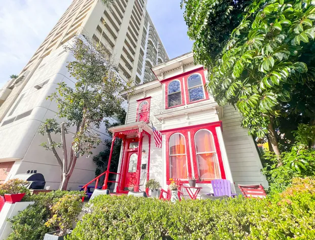 International Travelers House Hostel \- Downtown San Diego Little Italy. hotel detail image 1