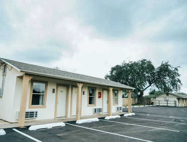Rooms at The Pecan hotel detail image 2