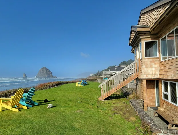 Sea Sprite at Haystack Rock hotel detail image 1
