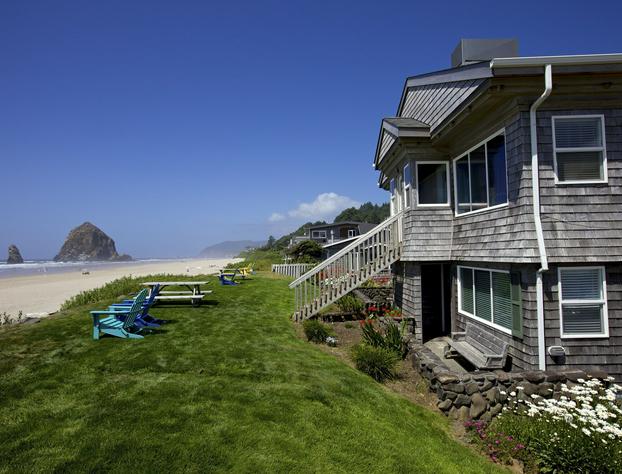 Sea Sprite at Haystack Rock hotel detail image 1