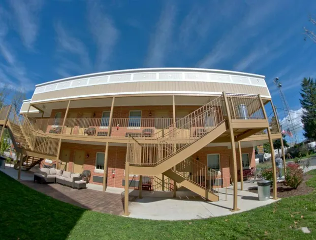 Put in Bay Victory Station Hotel hotel detail image 2