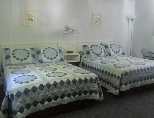 Country Squire Motel hotel detail image 2