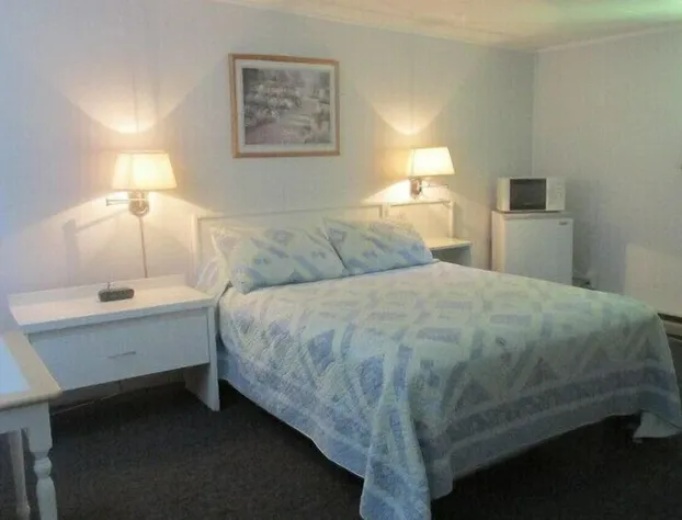 Country Squire Motel hotel detail image 4