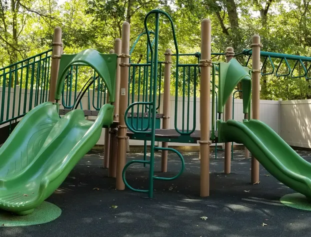 Smithtown Inn hotel detail image 1