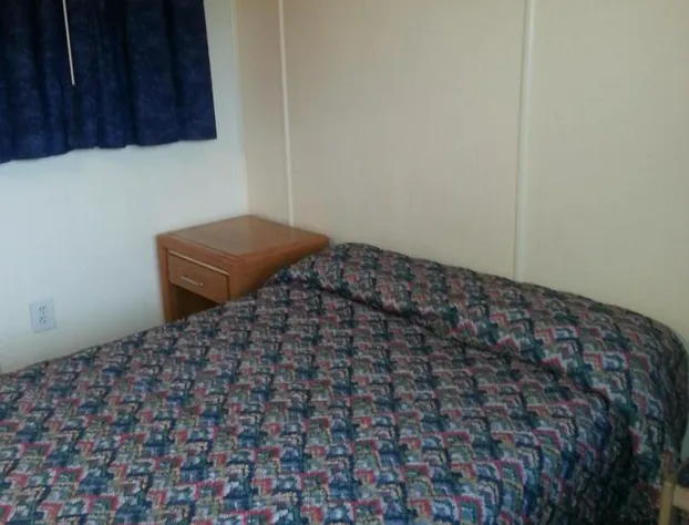 Americana Motel hotel detail image 2