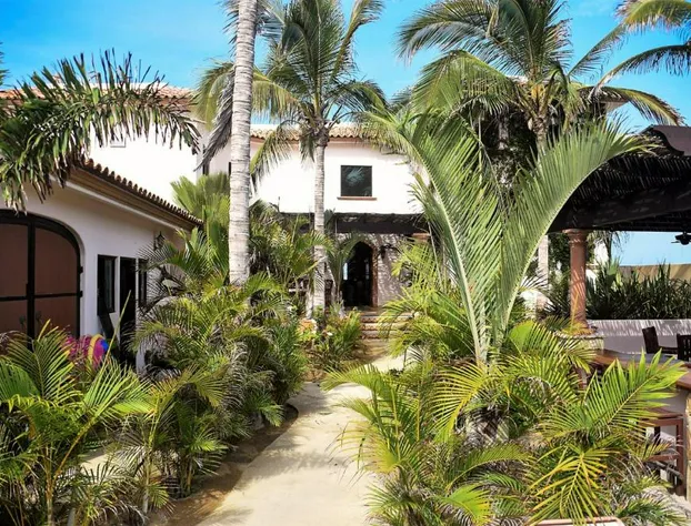 Cerritos Beach Inn hotel detail image 2