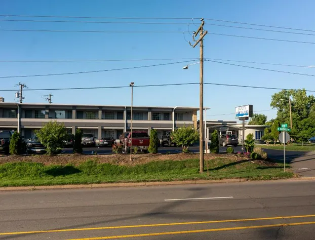 Riverside Inn and Suites hotel detail image 1