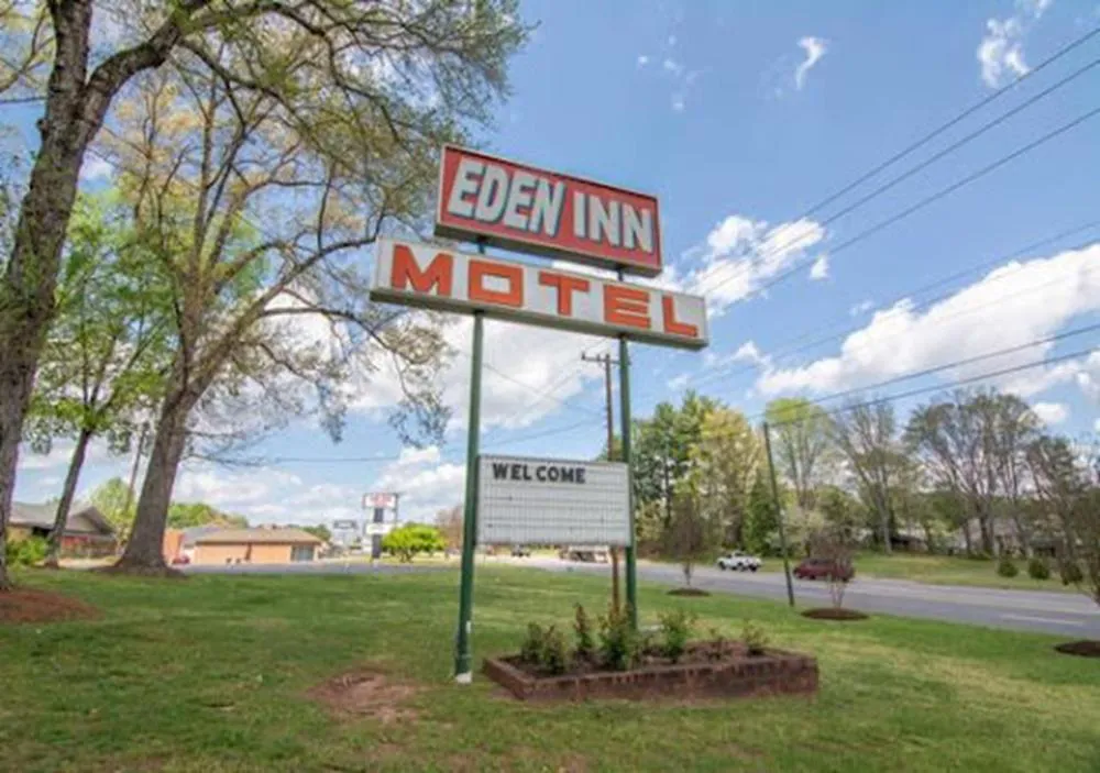 Eden Inn Motel hotel hero