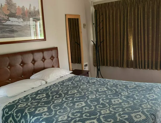 Apsley Inn and Restaurant hotel detail image 3