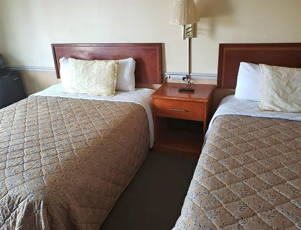 Traveler's Choice Motel hotel detail image 4