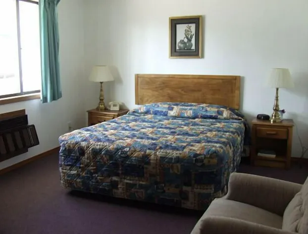 The Skyline Motel hotel detail image 3