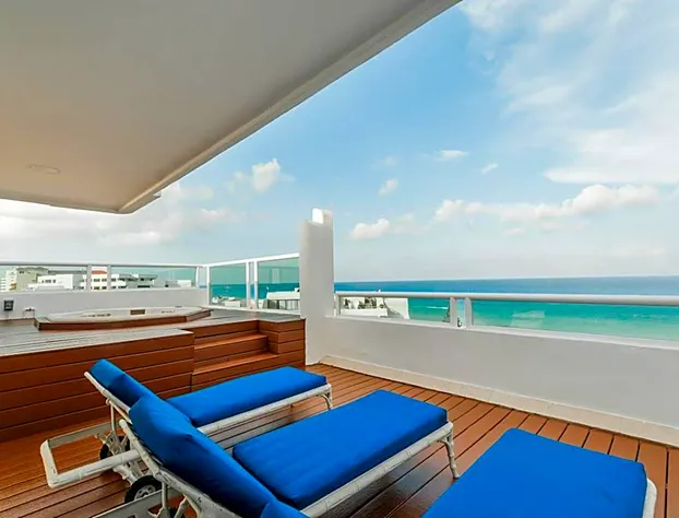 Brisas Penthouses by TA hotel detail image 3