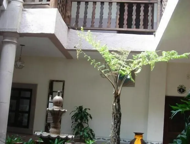 Refugio Victoria hotel detail image 3