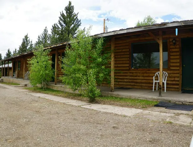 Eagle Nest Fly Shack and Lodge hotel detail image 2