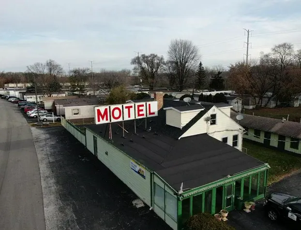 By The Way Motel Lake Bluff hotel detail image 1