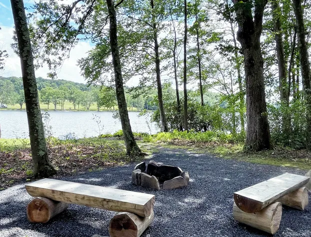 Mountain Springs Lake Resort hotel detail image 3