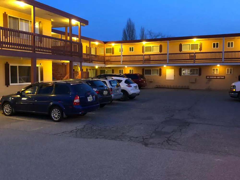 Sun Beach Motel hotel hero