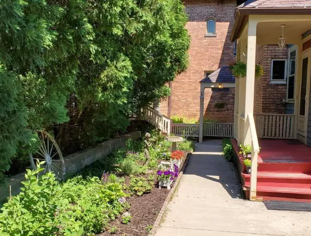 Saravilla Bed and Breakfast hotel detail image 3