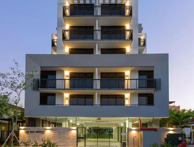 Bay Breeze Premium Apartments By Eskape Collection hotel detail image 1