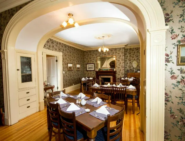 Homeport Historic Bed & Breakfast/Inn c 1858 hotel detail image 4
