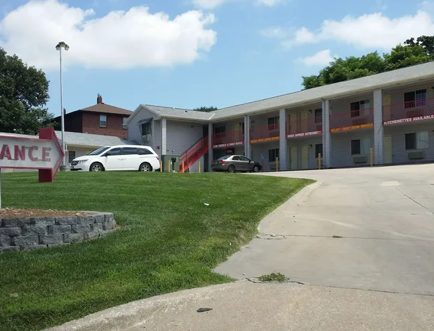 Imperial Motel hotel detail image 3