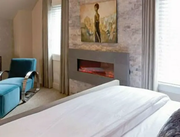 Suite 76 hotel detail image 3